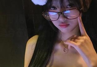 等不及了，视频来了！这趣事根本不适合在课堂上讨论，果然是17吃瓜网风格