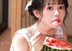 自问自答，能否在17吃瓜网页上找到心灵慰藉？