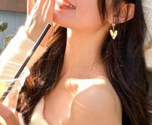 好奇传送门后的娜娜？来51每日吃瓜瞧瞧！