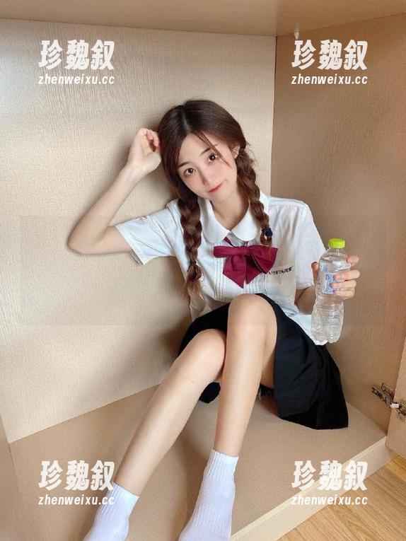 5i吃瓜网 私聊5i吃瓜网今日首页:昨晚的八卦引发今天的新鲜事,连我都忍不住想加入讨论!