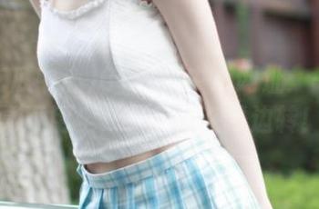 61吃瓜中心网址：一天板凳不用坐，只需瓜在嘴边转！