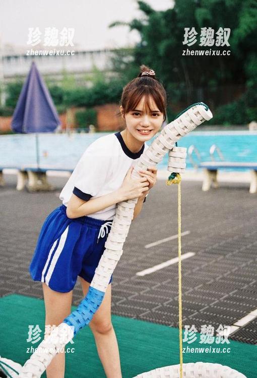 www.吃瓜 www.吃瓜发布:是什么让邻居那天突然唱起了曲调?难道是遭天谴了?