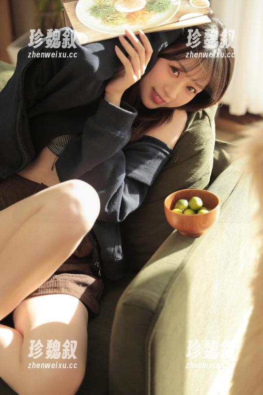 www.吃瓜 “www.吃瓜”竟然是传送门,带我去瓜田趣事现场!
