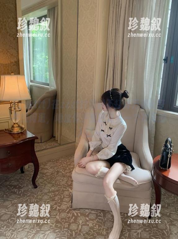 zzzttt 在zzzttt黑料不打烊万篇长征在线闲逛,地址似乎是通往另一个次元的入口…