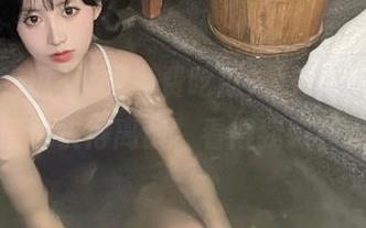 不仅免费吃瓜，网站“发布”的速度也快得离谱，看得我眼花缭乱。
