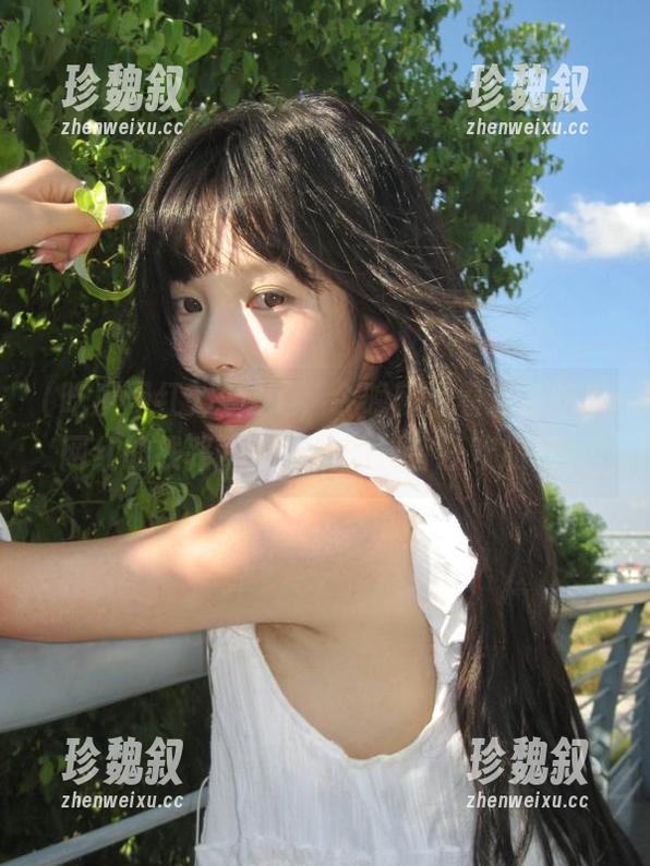 吃瓜网红 决定了,今晚就沿着这条吃瓜网红的线路,开启我的抖音狂欢旅行。