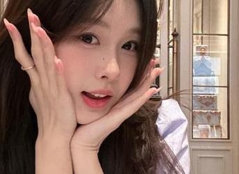 聊天记录一波波，明星黑料发布网站带你追踪八卦热门！