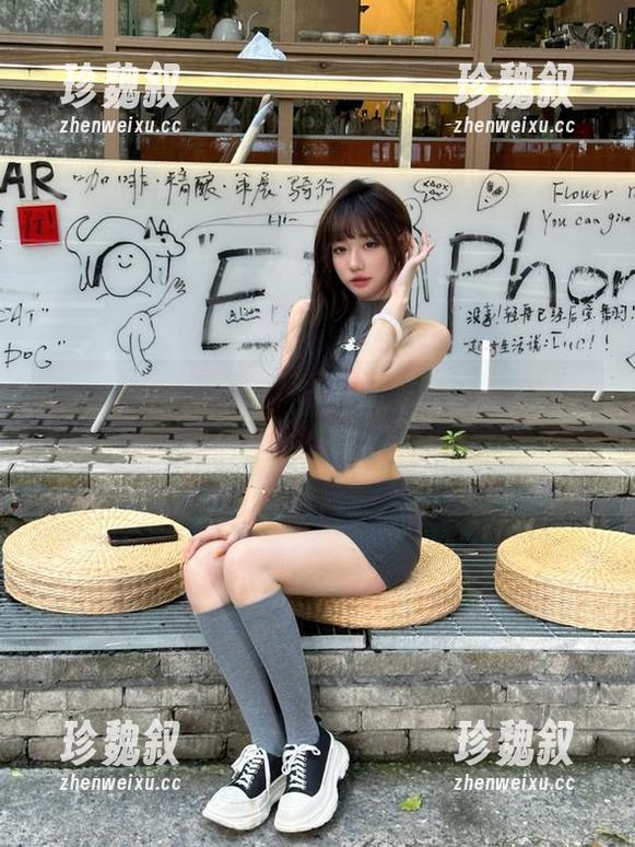 你选择了恐惧，我选择了收藏，明星黑料网站带给我的反差感。