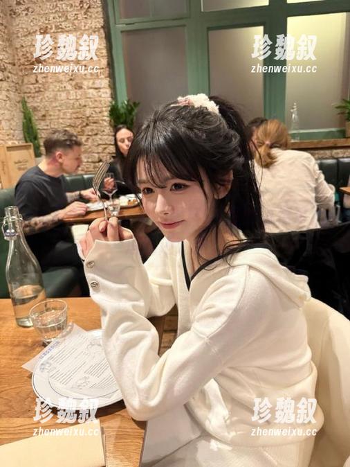 黑料91 登录吧,黑料91里的事情可比追剧还刺激。