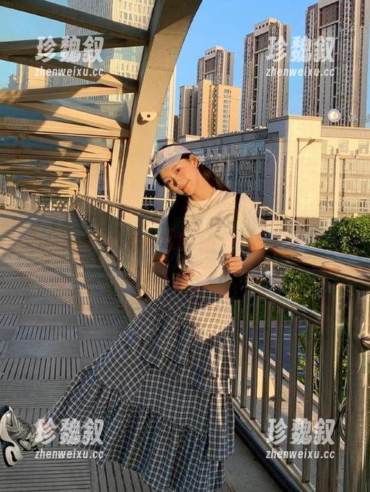 偷偷观看黑料吃瓜总站，内心纠结，但那停不下来的好奇啊！