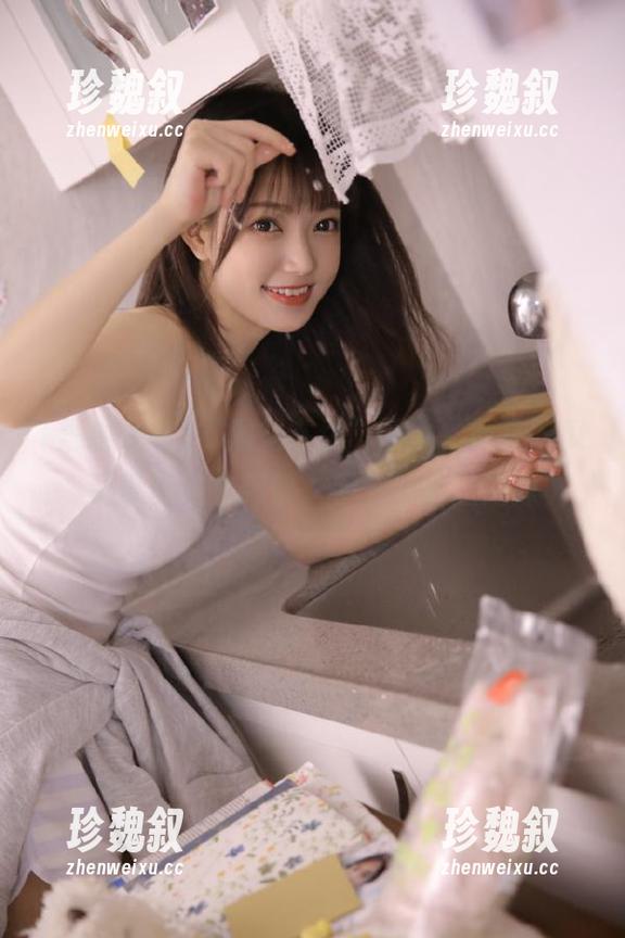 “黑料在线”网站，原来吃瓜还可以这么爽快，手一滑就想追踪
