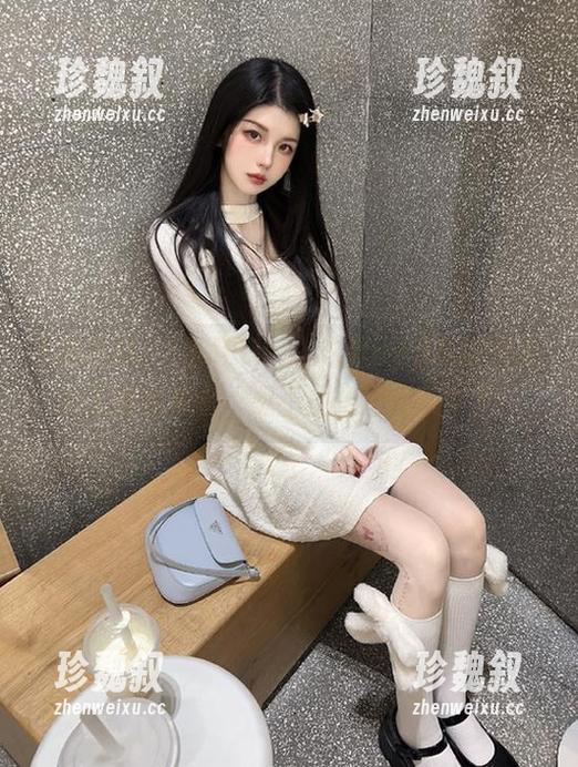 黑社料 “黑社料”:这款app真的是我的无聊拯救者,忍不住想给它颁奖了!