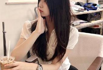 翻看黑网料，还有些真难以置信的视频，果然让人上头！